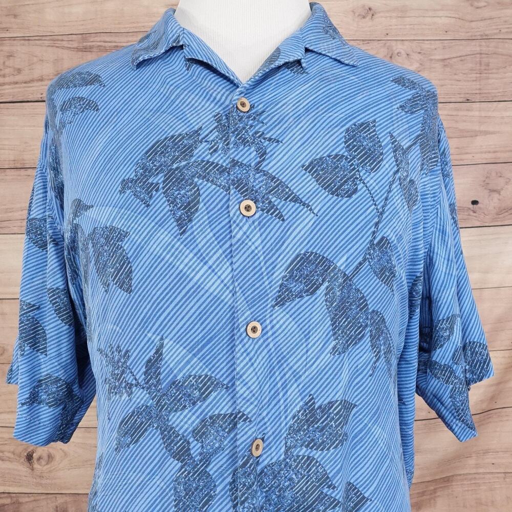 Tommy Bahama Shirt Mens XL Blue 100% Silk Floral Camp Hawaiian Button‎ Up Aloha